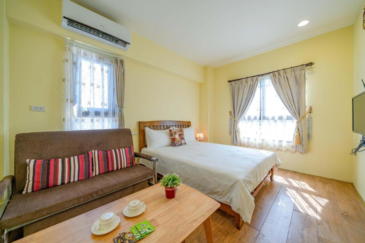 Hostal Aurora Castle Luodong Exterior foto